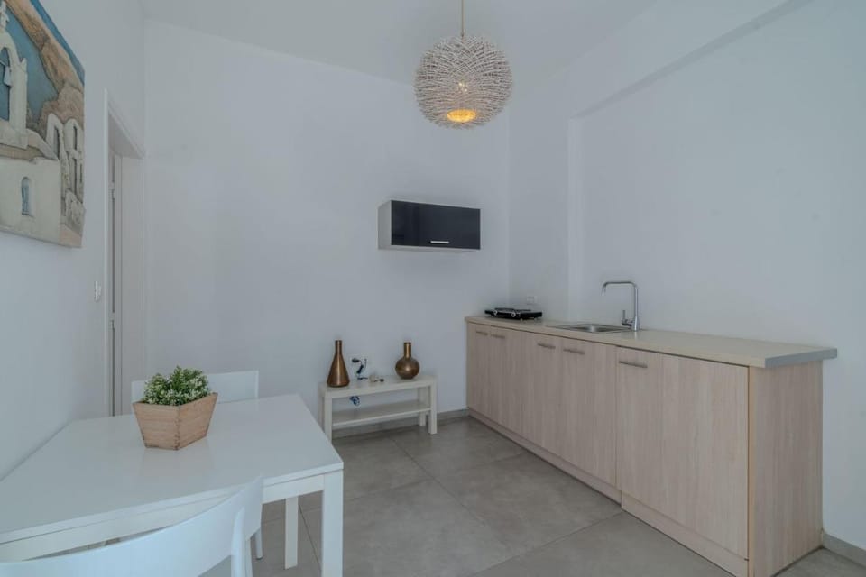 Eucalyptus Houses Apartment in Mesaria