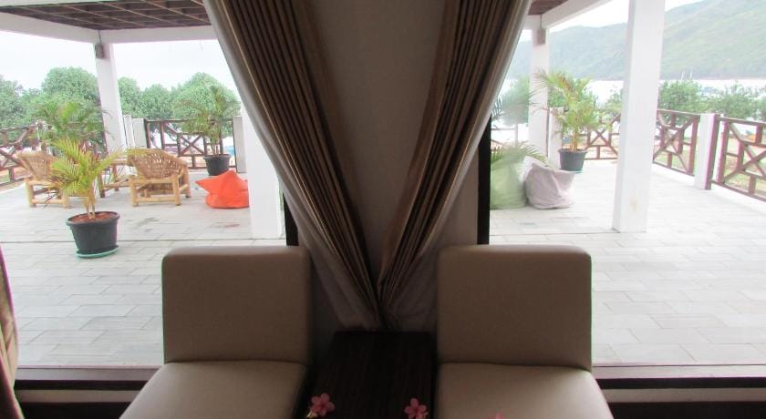 Friends Beach Hotel Hotel in Pujut