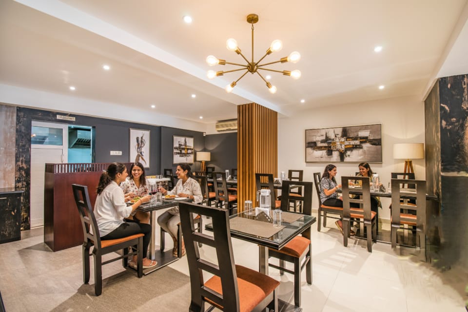 FabHotel Jansi Deluxe - Nr. Gandhipuram Bus stand Hotel in Coimbatore