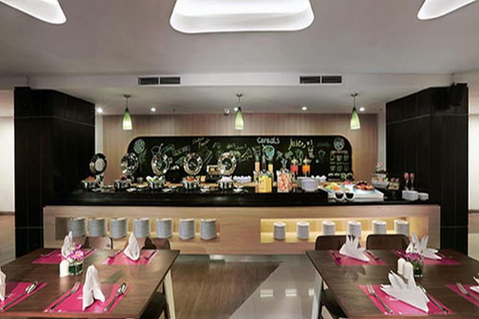 Yusra Inn Hotel Bekasi Hotel in West Java