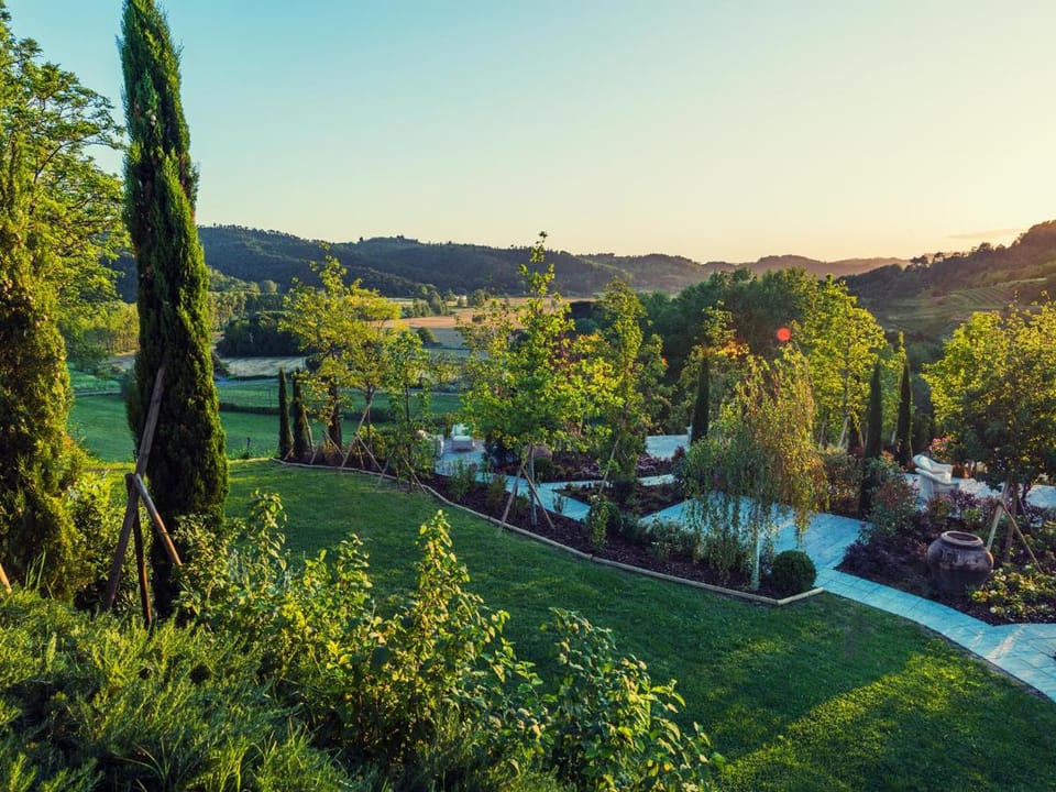 Relais Sassa al Sole Resort in Tuscany