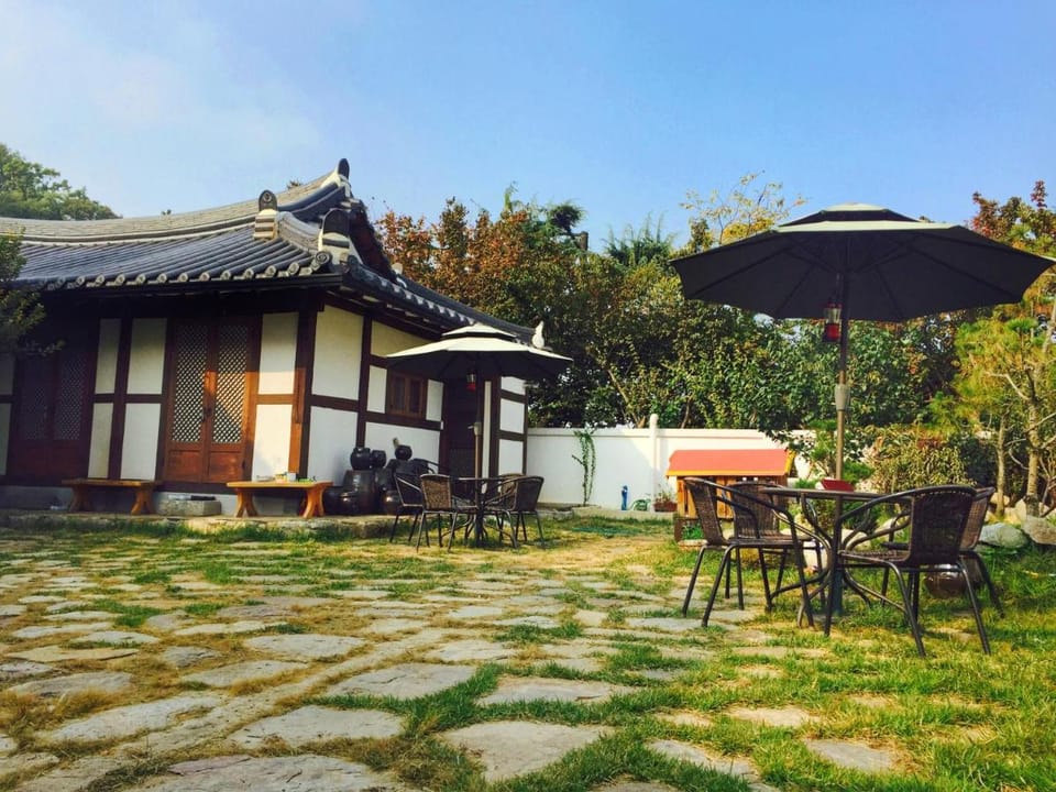 Dowon Guesthouse Bed and Breakfast in South Korea