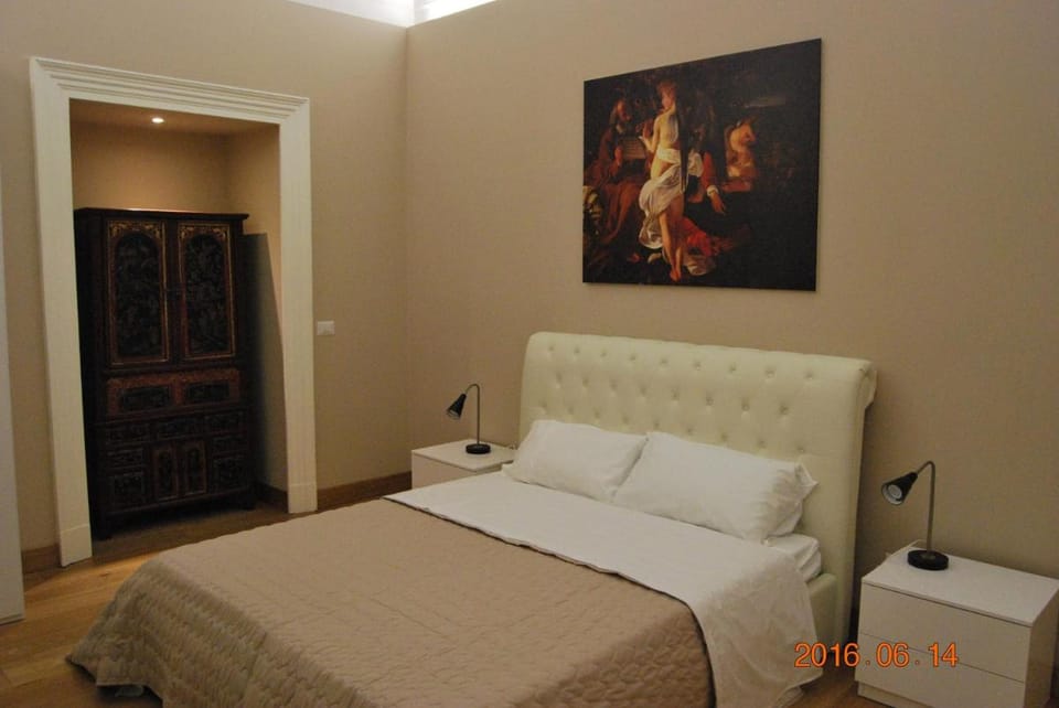 Duca di Sarro le Suites Apartment in Catania