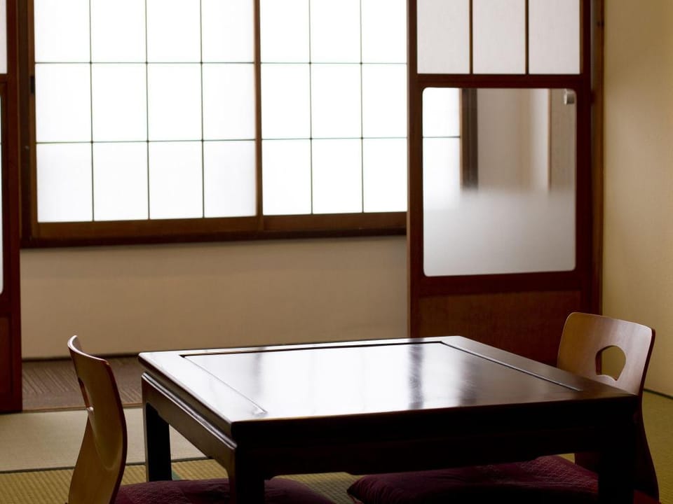 Guesthouse Fujinokura Kawaguchiko Ekimaeten Bed and Breakfast in Shizuoka Prefecture
