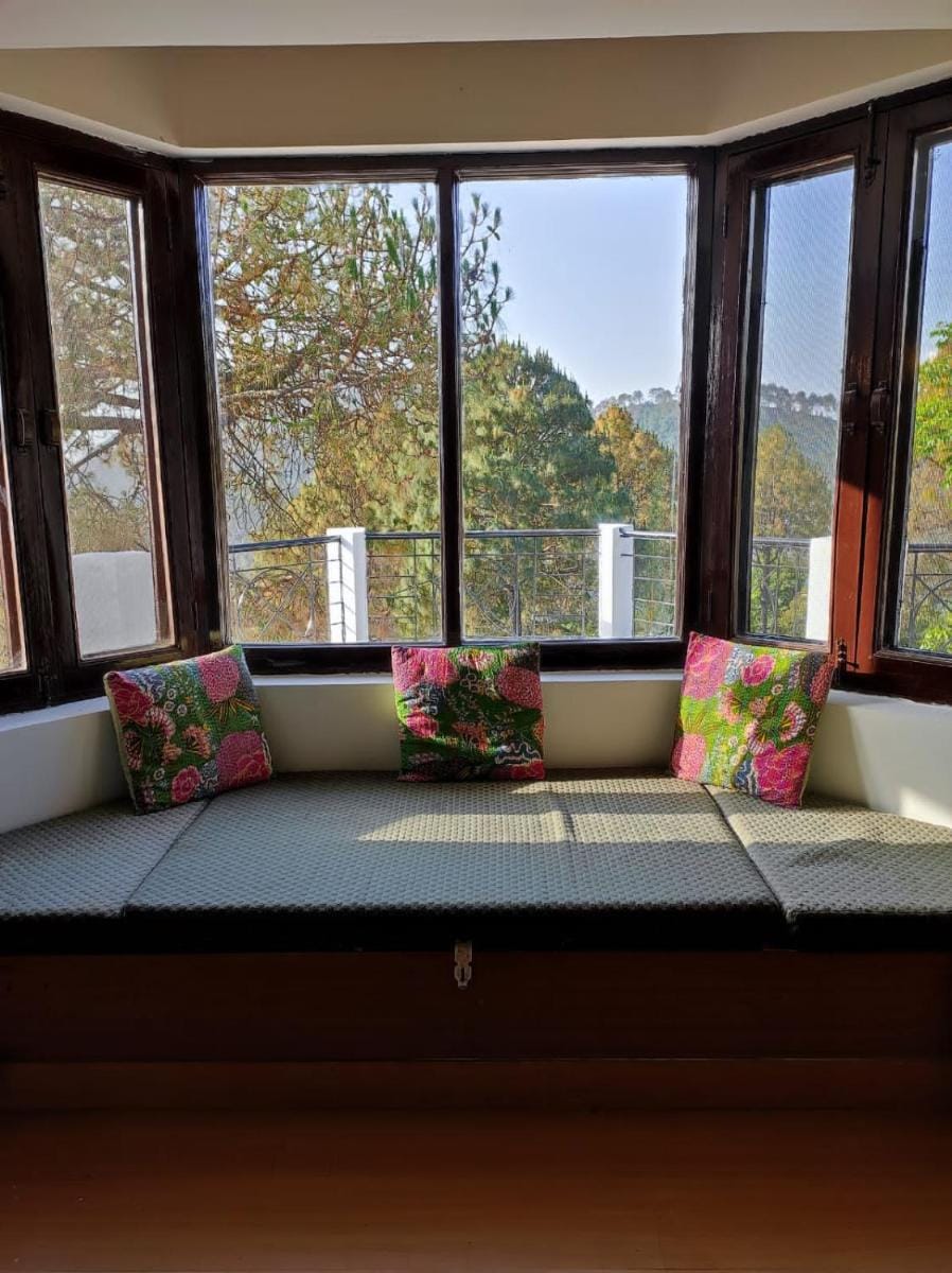 Pine Glade Villa, Bhimtal Apartment in Uttarakhand