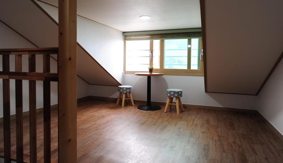 Seongsanpo love Pension Vacation rental in South Korea