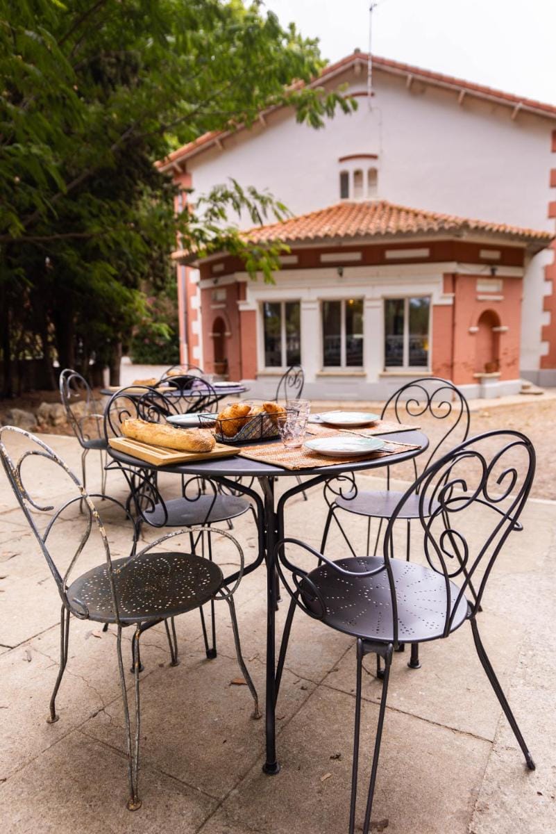 Chambres d hôtes du Castell de Blés Bed and Breakfast in Catalonia
