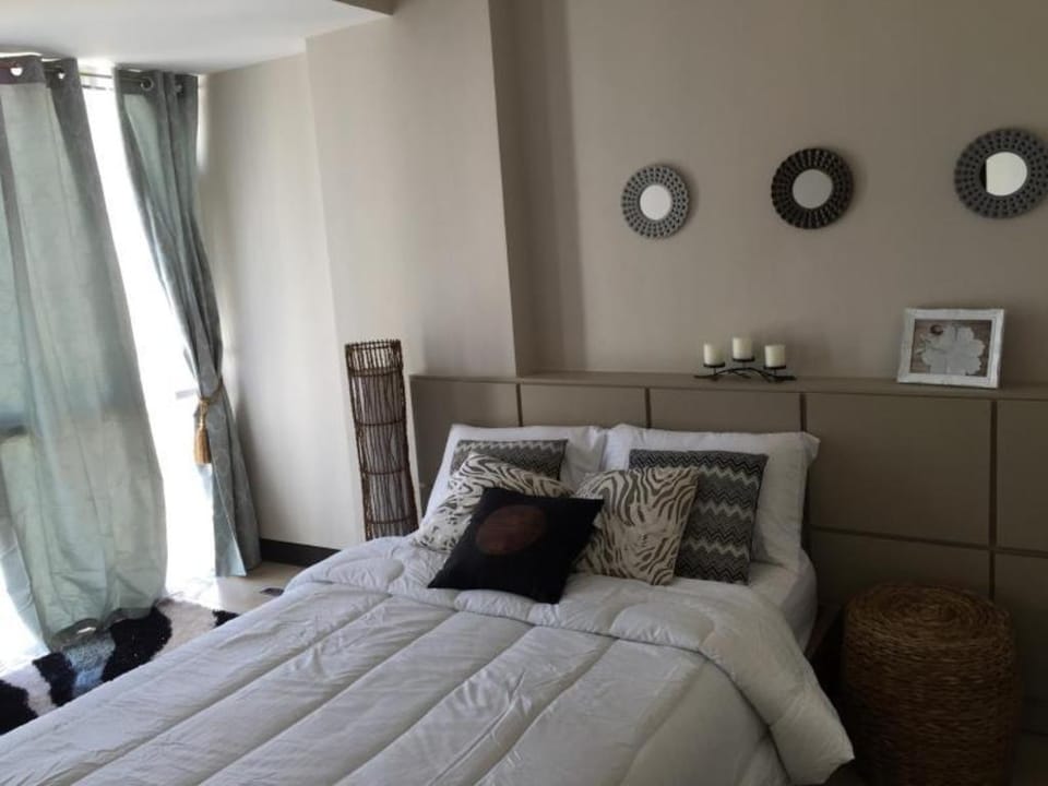 1BR Mactan Newtown Condo Apartment in Lapu-Lapu City