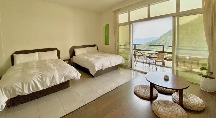 Mountain Lodge Bed and Breakfast in Kaohsiung