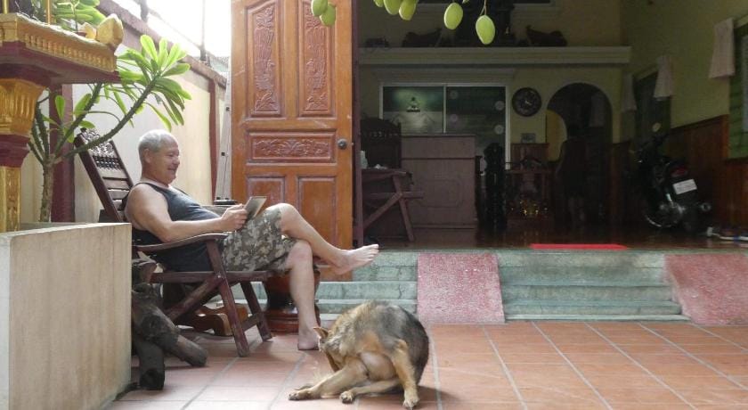 139 Guest House Bed and Breakfast in Phnom Penh Province