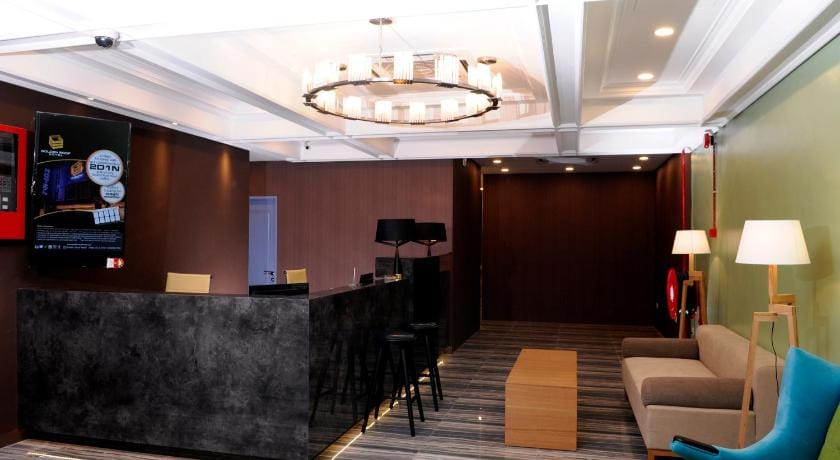 Golden Roof Hotel Seri Iskandar Hotel in Perak Tengah District
