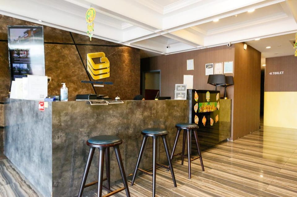 Golden Roof Hotel Seri Iskandar Hotel in Perak Tengah District