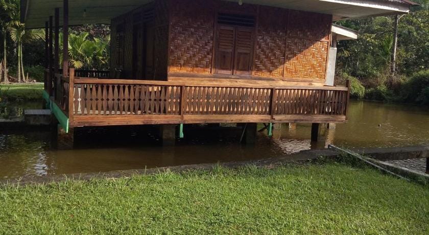 Green lodge tangkahan Lodge in Indonesia