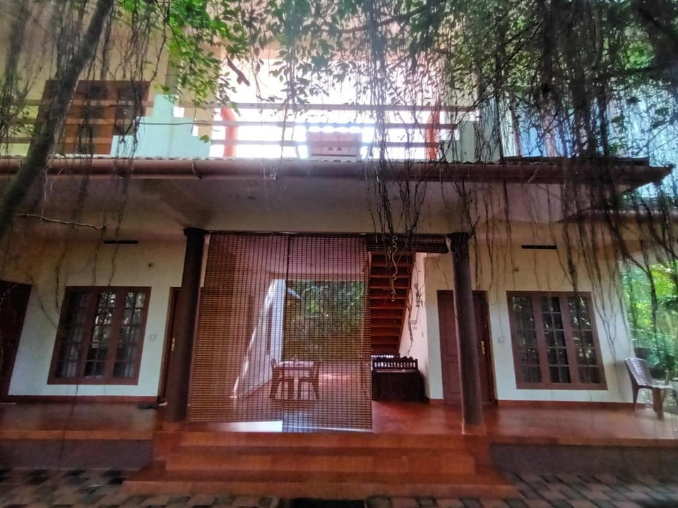 Ivory Coaste Bed and Breakfast in Kerala