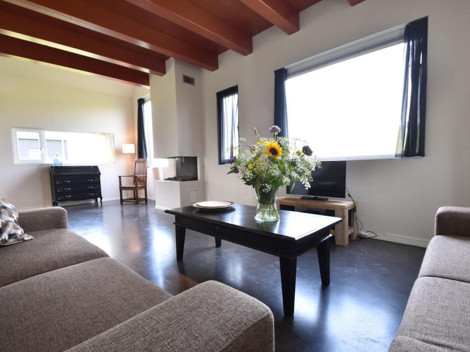 Detached villa on the Zeedijk with view Villa in Friesland, Netherlands