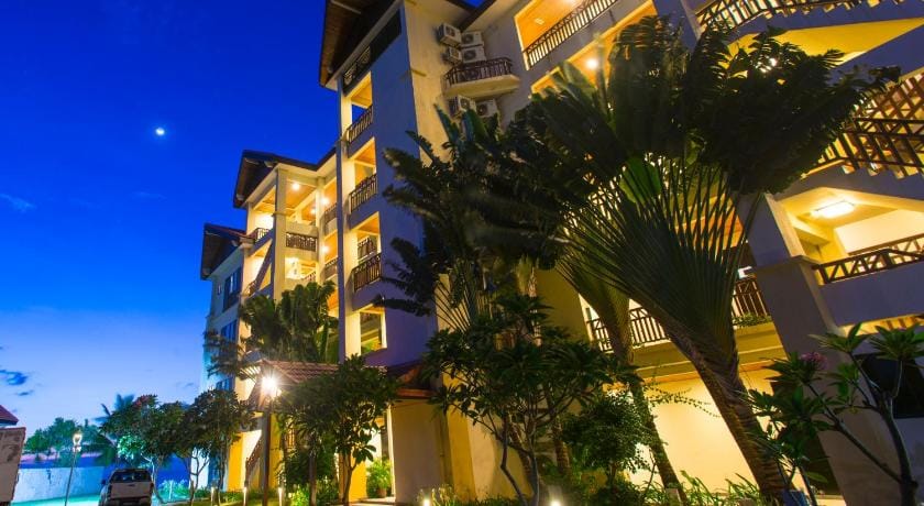 Sabah Beach Villas & Suites Resort in Kota Kinabalu