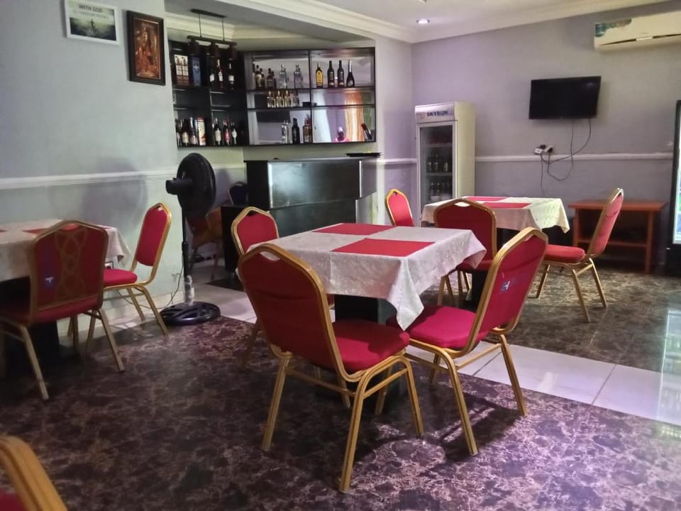 B's Hive Hotel and Suites Hotel in Abuja