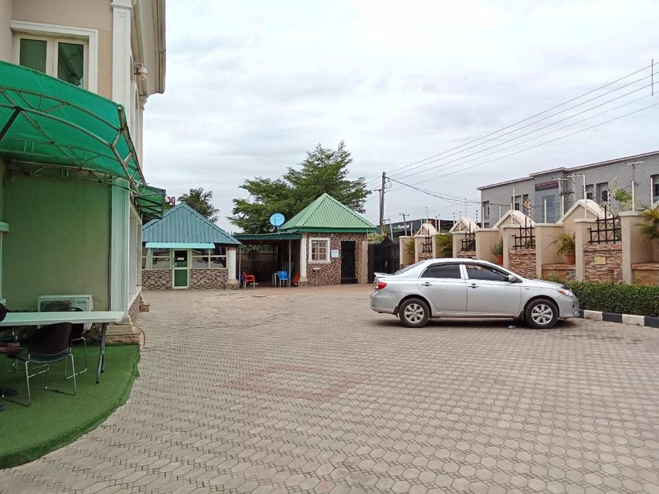 B's Hive Hotel and Suites Hotel in Abuja