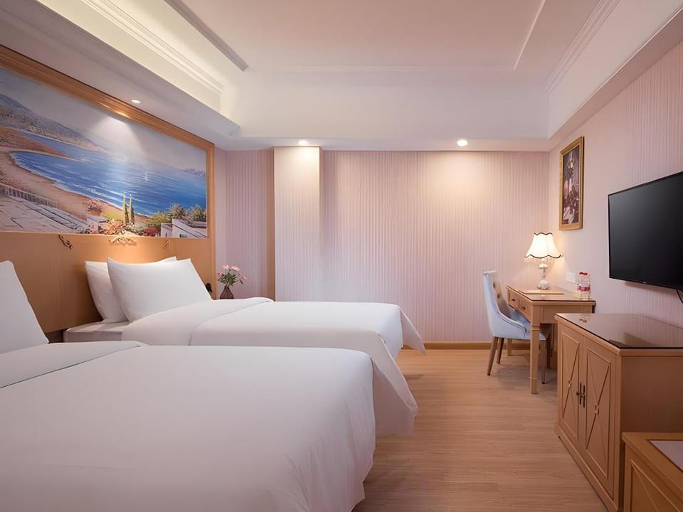 Vienna 3 Best Hotel Shenzhen Tai'an Metro Station Hotel in Shenzhen