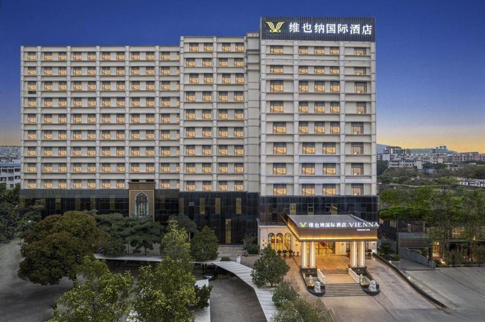 Vienna International Hotel Guangzhou Baiyun International Conference Center Hotel in Guangzhou