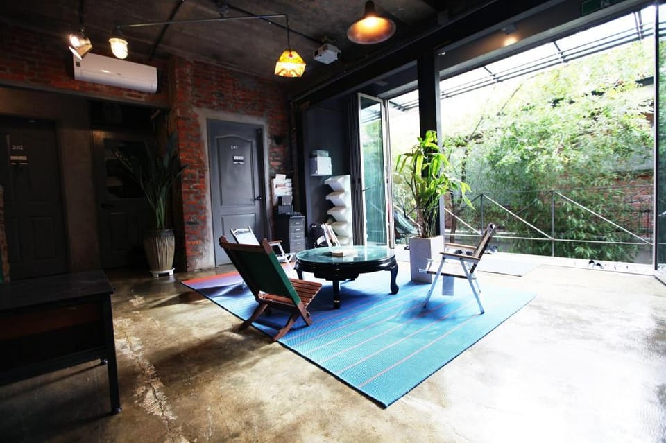 Hongdae Guesthouse Pajamaparty Bed and Breakfast in Seoul