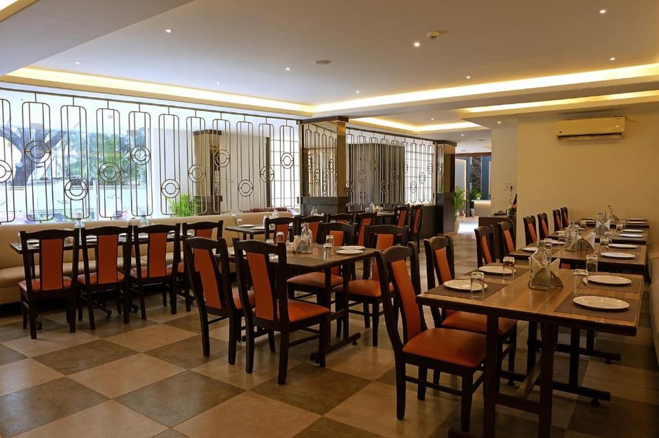 Grand Continent - Bangalore International Airport Hotel in Tamil Nadu