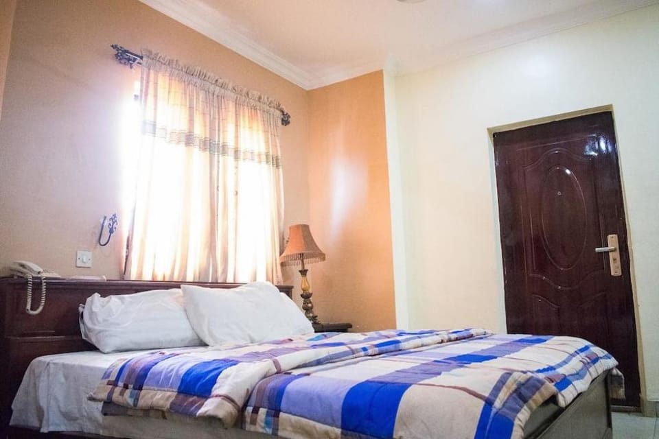 Isno Hotels Limited Hotel in Lagos