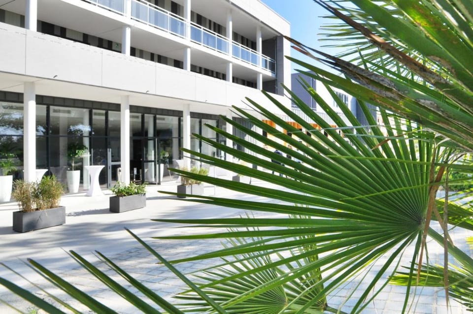 Golden Tulip Pornic Suites Apartment hotel in Pornic