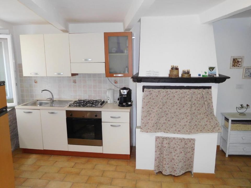 Fra Bosco e Cielo B&B Apartment in Marche