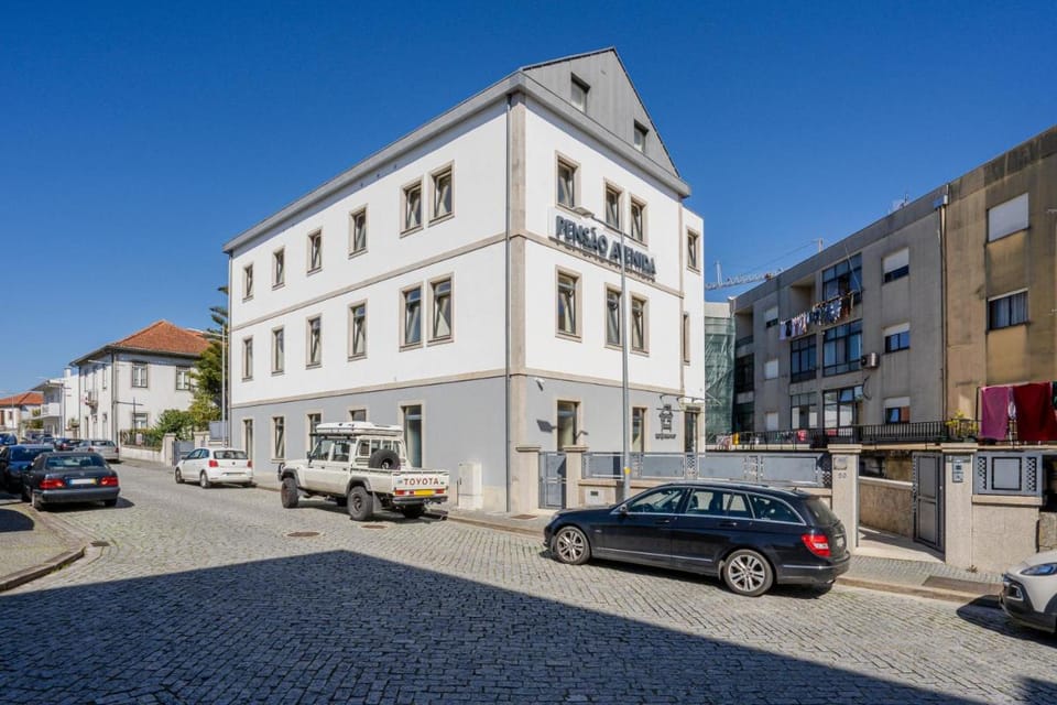 B&B Pensão Avenida Bed and Breakfast in Aveiro District, Portugal