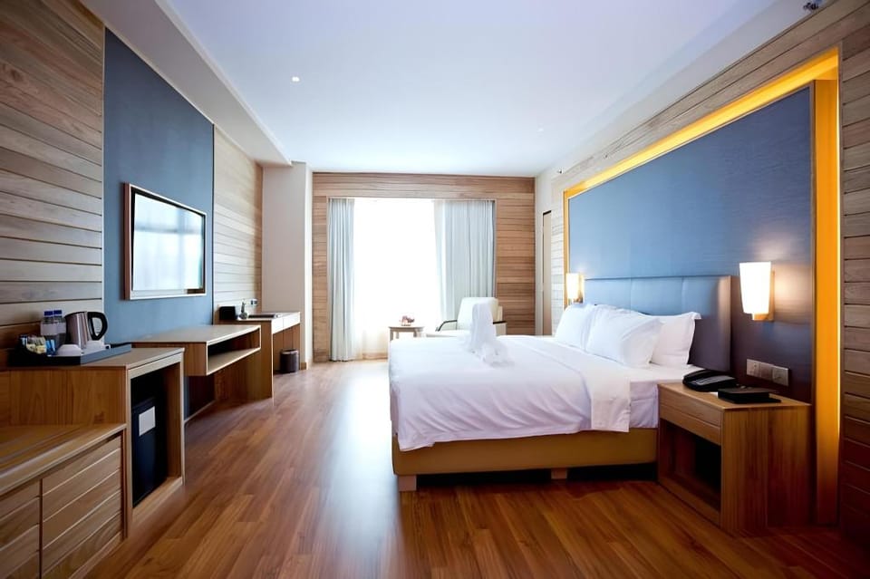 Vouk Hotel Suites Hotel in George Town