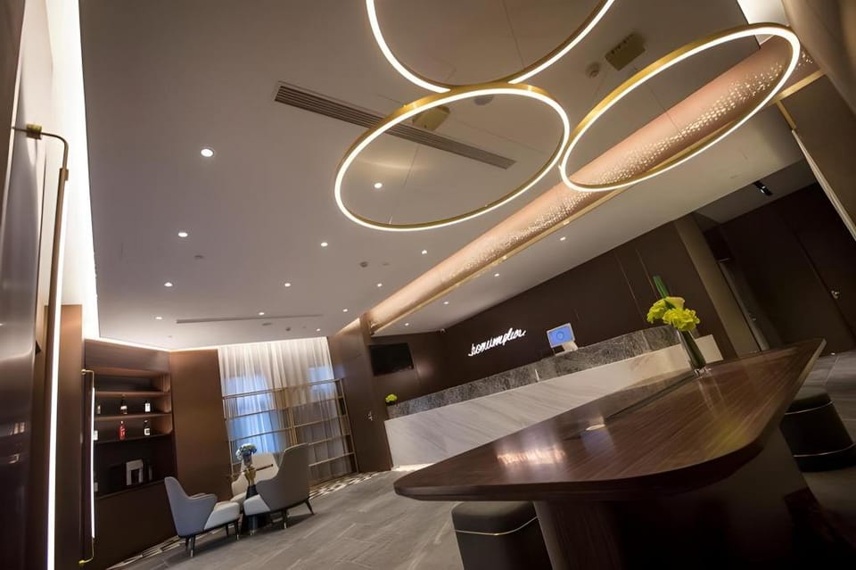 Home Inn Plus Jinan Quancheng Plaza Hotel in Shandong