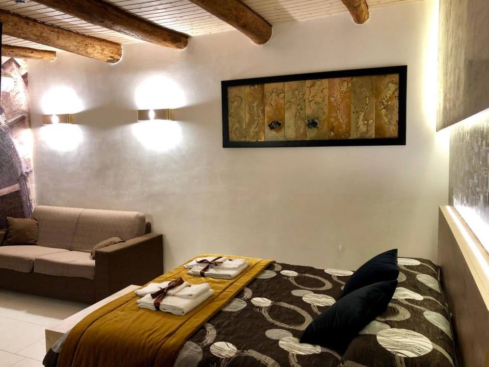 Relais Piazza Del Plebiscito Bed and Breakfast in Naples