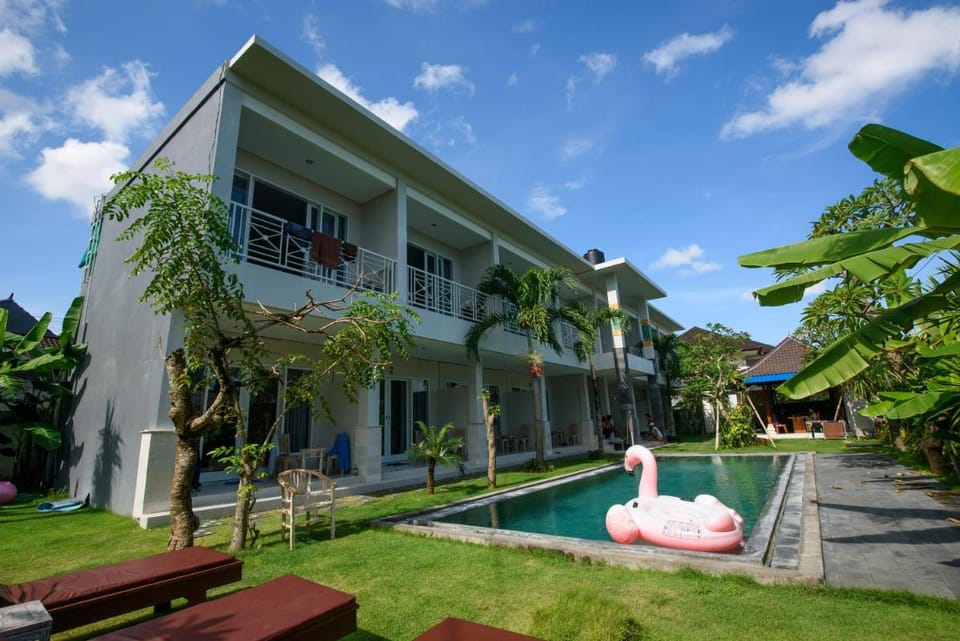 Asung Guesthouse Bed and Breakfast in North Kuta