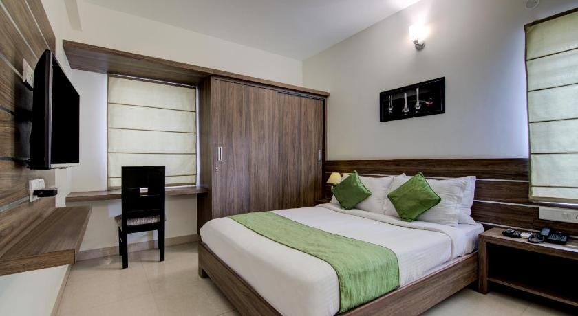 Sunshine Suites Grand Deluxe Hotel in Bengaluru