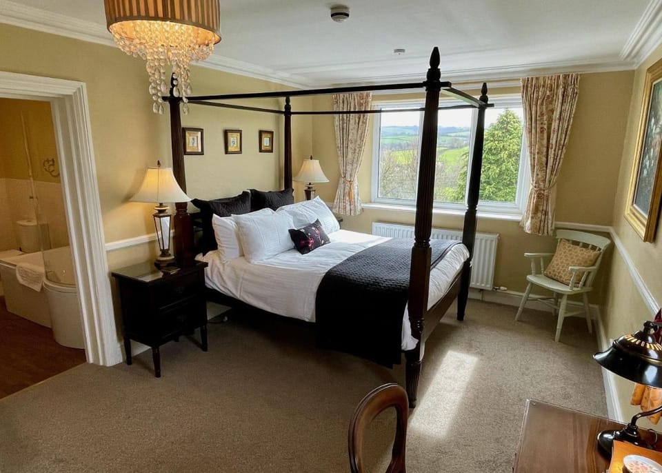 Dunkery Beacon Country House Bed and Breakfast in West Somerset District