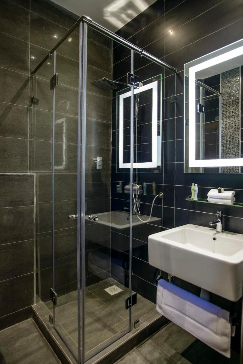 The Landmark Suites Westlands, Nairobi- Next to Westgate Mall Hotel in Nairobi