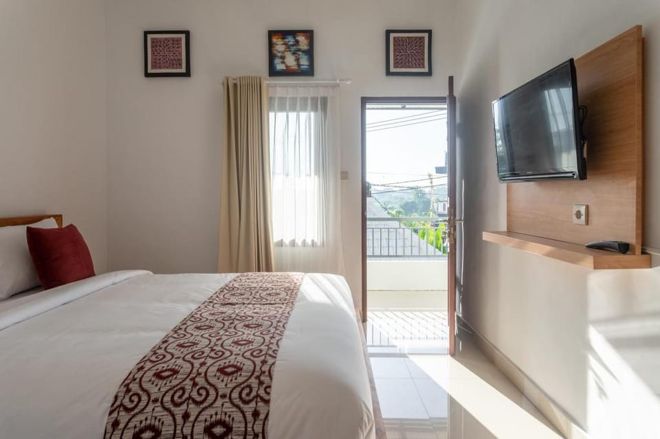 Cempaka Mas Guesthouse Canggu Hotel in North Kuta
