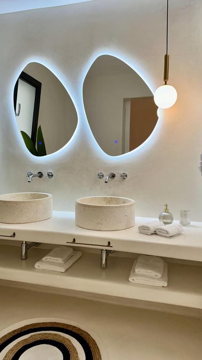 Myconian Theros Luxury Suites Apartment hotel in Mykonos, Mikonos 846 00, Greece