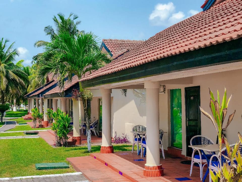 Busua Beach Resort Hotel in Ghana