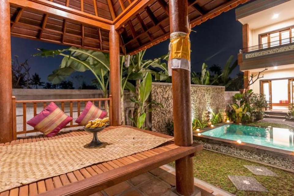 Umah Dangin Guest House Bed and Breakfast in Ubud