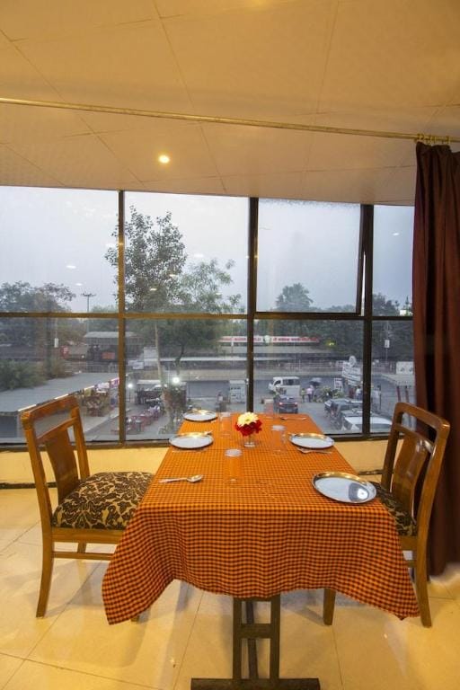 Hotel City Point Hotel in Maharashtra