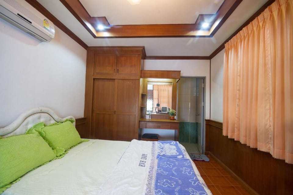 Tanyaporn House Bed and Breakfast in Ban Tai