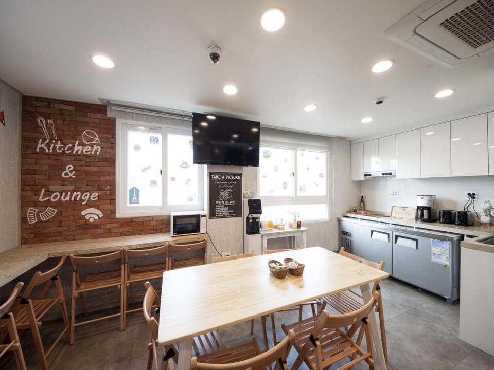 K-Grand Hotel Seoul Hostel in Seoul