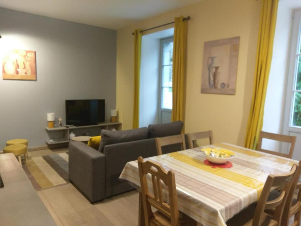 Résidence du Parc avec Sauna Apartment in Nouvelle-Aquitaine