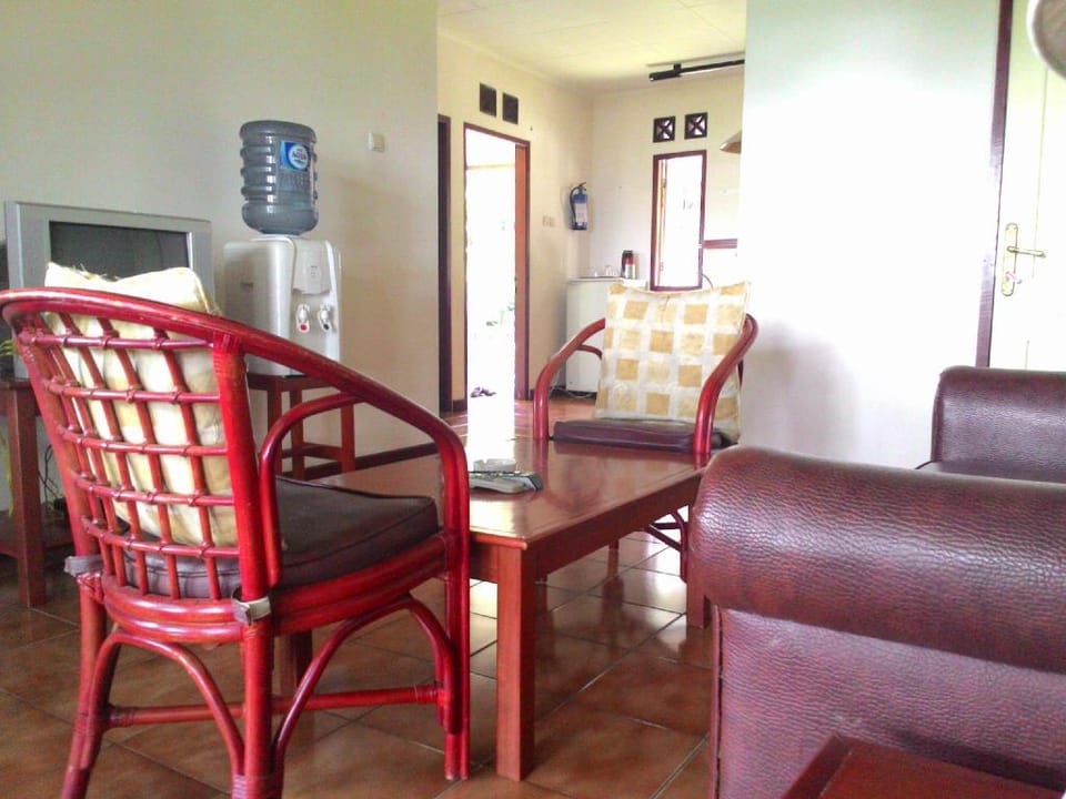 Gunung Geulis Cottages managed by Royal Tulip Hotel in West Java