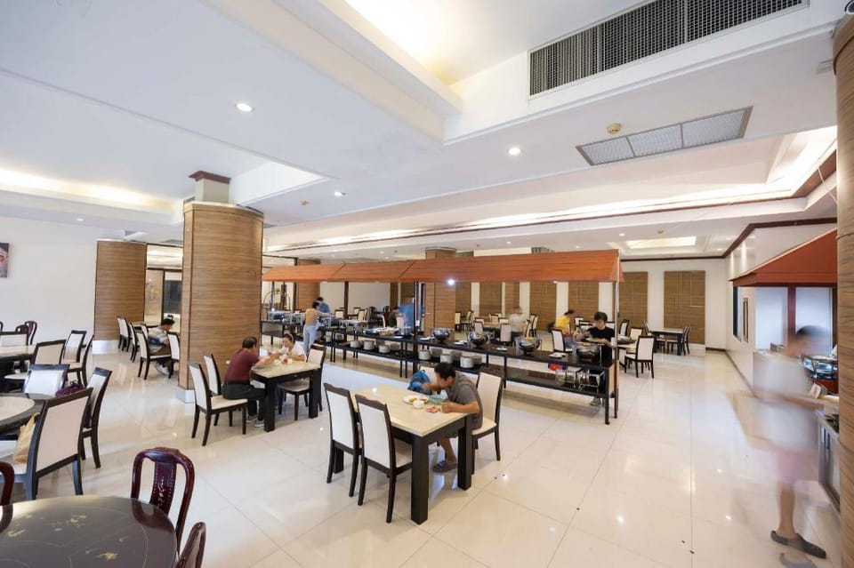 The President Hotel at Chokchai 4 Hotel in Bangkok