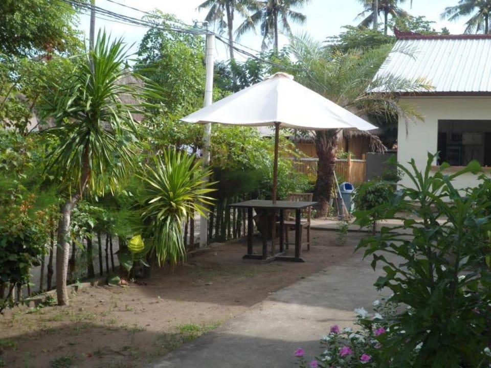 VK Guest House Hotel in Pemenang