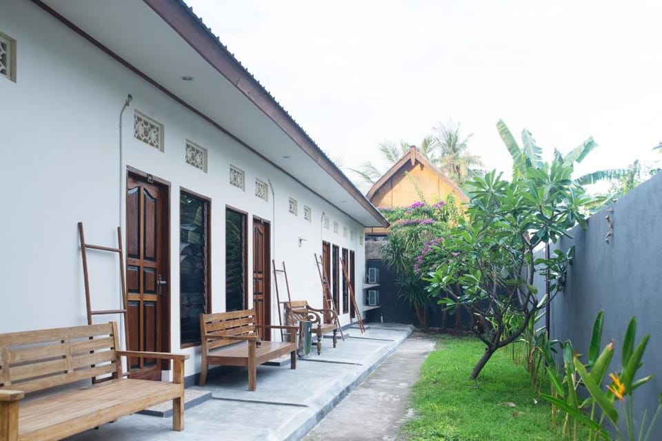 VK Guest House Hotel in Pemenang