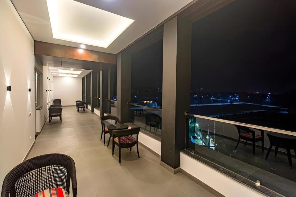 TDI CLUB RETREAT Hotel in Haryana